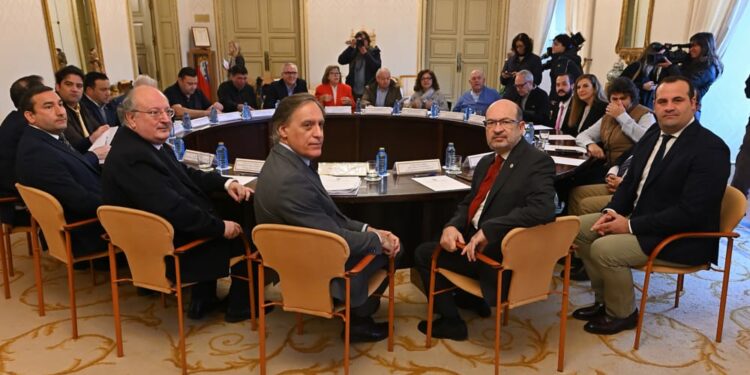 Nuevas medidas para solicitar a La Moncla y al Ministerio de Transportes la recuperación de la cuarta frecuencia ferroviaria con Madrid