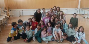 Juegos y pruebas sobre los cuentos infantiles inician la Semana del Libro en Carbajosa