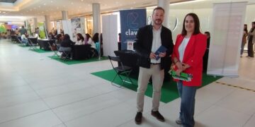 El Ayuntamiento de Santa Marta muestra sus recursos en la II Feria de Empleo ‘El talento tiene un plan’