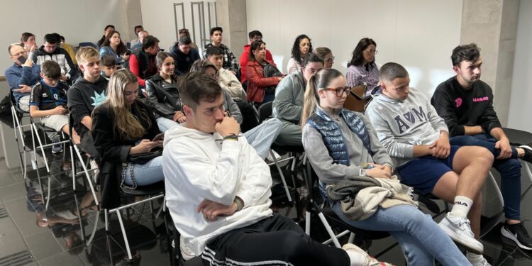 Efecto Mariposa y París de Noia, actuaciones estrella de las Fiestas del Santísimo de Villares