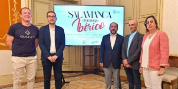 El ‘Espectáculo del Ibérico’ reunirá a 75 cortadores de jamón y al parrillero Javier Briccheto en la Plaza Mayor y la Plaza de los Bandos