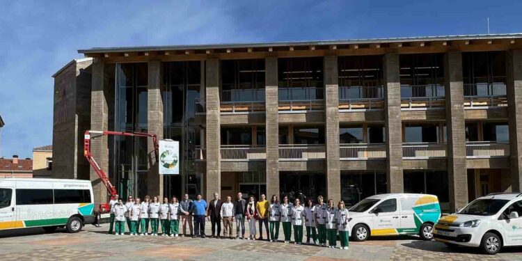 El Ayuntamiento adjudica por cuatro años el servicio de limpieza de los edificios municipales