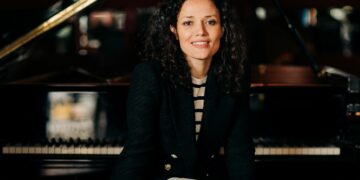 Sheila Blanco llega a Villares para rendir homenaje a las poetas de la Generación del 27 poniendo música a las emociones que transmiten sus versos