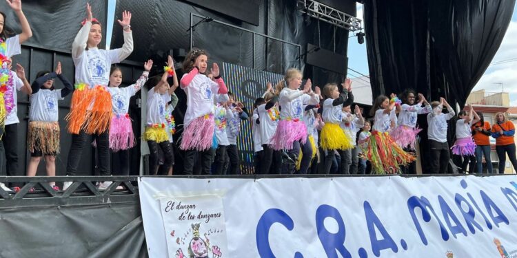 El XXIV ‘Danzar de los Danzares’ reunirá a un millar de escolares de 31 centros educativos en Villavieja de Yeltes