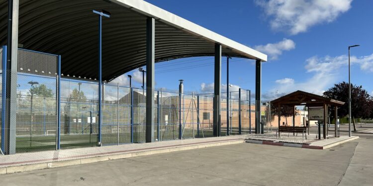 Castellanos instalará un punto de recarga para vehículos eléctricos junto a la zona deportiva