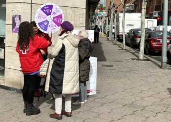 Cruz Roja celebra el Día de la Banderita en Santa Marta con actividades y huchas solidarias para reforzar la ayuda a personas vulnerables