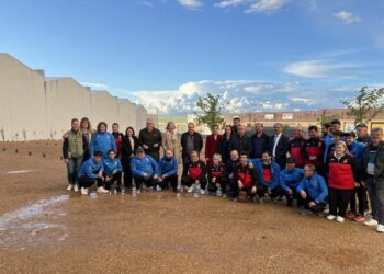 Villares estrena las nuevas pistas de petanca municipales