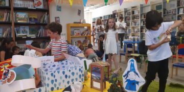 La Biblioteca Municipal presenta ‘El amor a color’ de la autora Sandra Moro