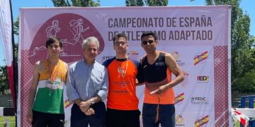 Diego Ruiz debuta en el Campeonato de España absoluto con dos platas en 100 y 400 lisos