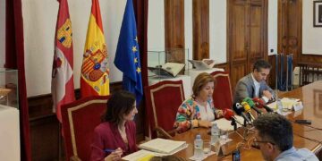 La subdelegación del Gobierno presenta el dispositivo para permitir ejercer el voto a los 301.186 electores de Salamanca