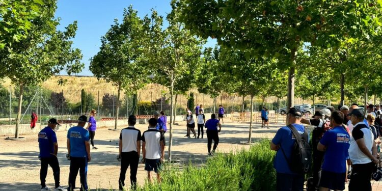 Animado campeonato de petanca de la Liga de Clubes de Castilla y León en Carbajosa