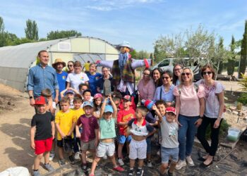 Ochenta alumnos de Infantil protagonizan el Día del Medio Ambiente en Carbajosa
