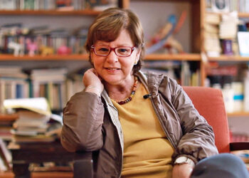 La escritora Piedad Bonnet se alza con el Premio Reina Sofía de Poesía Iberoamericana