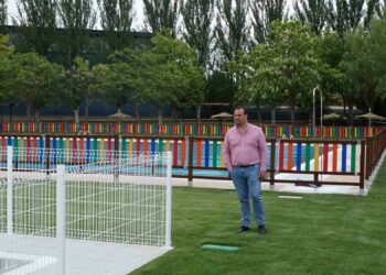 Los vecinos de Santa Marta estrenarán la temporada de verano con las instalaciones de las piscinas totalmente renovadas