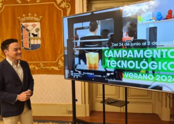 El campamento tecnológico de verano oferta 540 plazas para acercar a los jóvenes las nuevas tecnologías