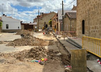 Monterrubio invierte 90.000 euros en las obras para completar la renovación de las redes de abastecimiento del municipio