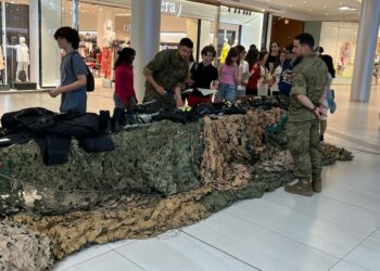 Los Cuerpos y Fuerzas de Seguridad del Estado participan en el Día de las Fuerzas Armadas para mostrar su labor de servicio y protección a los salmantinos
