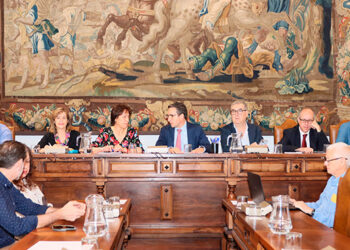 Salvador Rus elaborará el informe que valorará la actividad investigadora del rector