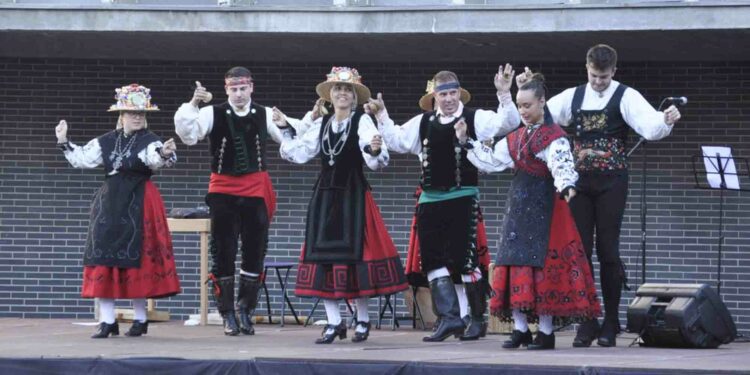 Viaje por las tradiciones de la provincia a través de la música y el folclore charro