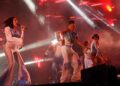 Más de 7.000 personas abarrotan el recinto musical para vibrar con la orquesta La Huella