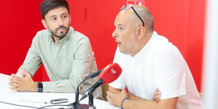 Monterrubio culpa a la Diputación del problema de potabilidad del agua que sufre y reclama la conexión a la red de abastecimiento de Salamanca