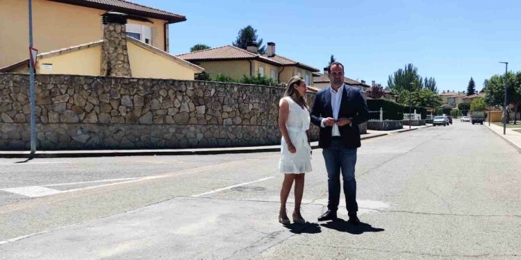 Inversión de 136.778 euros para la renovación de la red de suministro de agua en la urbanización Villas de Valdelagua