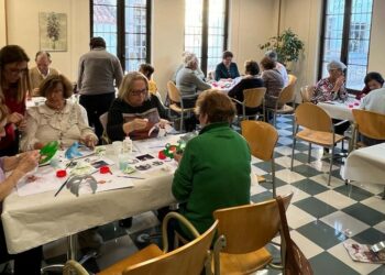 Carbajosa celebra el ‘Día de los Abuelos’ con una jornada intergeneracional llena de juegos, música y bailes