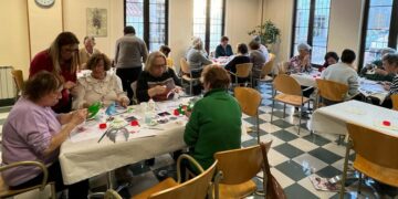 Carbajosa celebra el ‘Día de los Abuelos’ con una jornada intergeneracional llena de juegos, música y bailes
