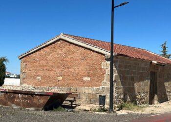 La bendición de la Ermita del Humilladero recién restaurada marca el inicio de las fiestas en honor al Santísimo Cristo de las Batallas de Castellanos