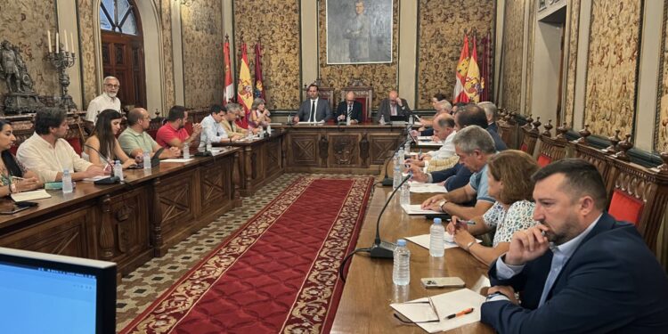 Unanimidad de la Diputación para conceder la Medalla de Oro de la Provincia al Bolsín Taurino Mirobrigense