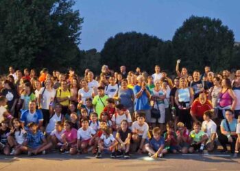 Más de 200 personas participan en la Marcha Nocturna y en la chocolatada de la I Semana Cultural