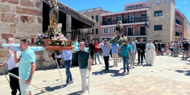 Carbajosa rinde honores al Patrón San Roque en su día grande
