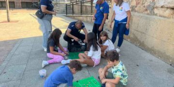 Los participantes en el programa Ciudad de los Niños dan visibilidad a las campañas ‘A la escuela vamos solos’ y ‘Empresa Amiga’