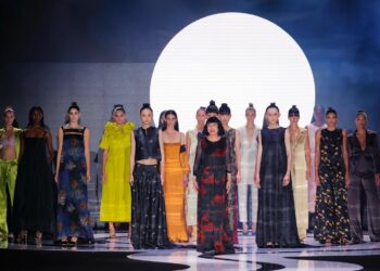 Fely Campo viaja al origen de la moda en su nueva colección ‘Lei Zu’  