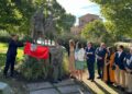 Salamanca homenajea a Agustín Casillas por el 50 aniversario de la escultura del Lazarillo de Tormes y le dedicará la plaza central de La Alamedilla