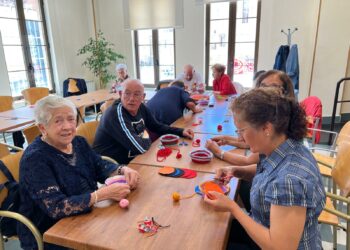 Manualidades y visitas culturales para niños y mayores en las actividades especiales de octubre