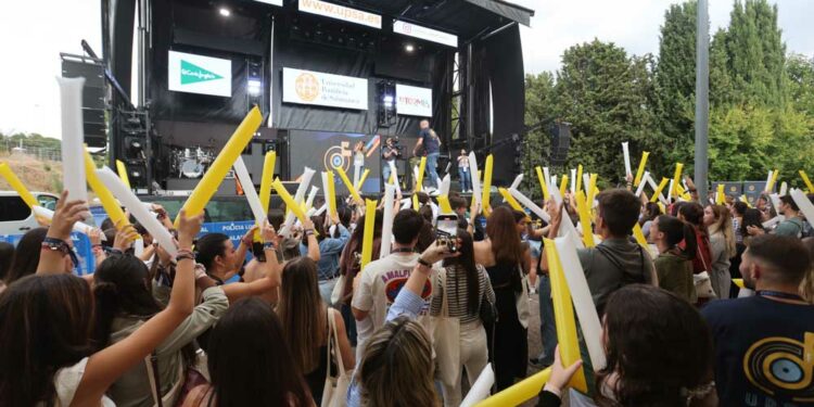 La ‘UPSAFest’ reúne a un millar de alumnos para dar la bienvenida al curso