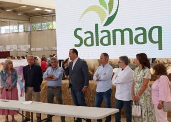 Degustación de carne de raza charolesa a favor de la Asociación Española contra el Cáncer