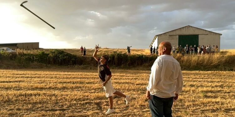 Premio a la fuerza y la destreza en el lanzamiento de azada de Mozodiel