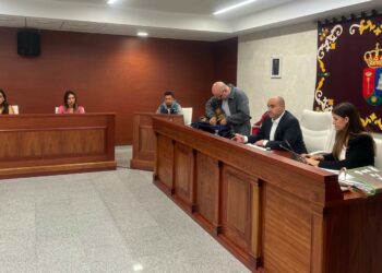 Villares libera más de 1,2 millones de remanente para mejoras del servicio de agua y obras en vías públicas