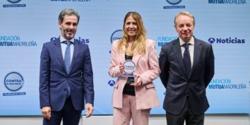 Castellanos y Villares, premiados por sus iniciativas contra la violencia de género entre los jóvenes en la campaña ‘Municipios contra el maltrato’ de Antena3
