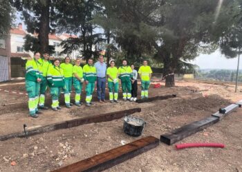Cabrerizos, más verde y natural con 8.000 nuevas plantas aromáticas y arbustivas y 6.000 metros de tuberías por goteo en casi 15.000m2 de jardines