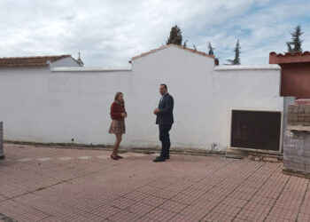 El Ayuntamiento completa las mejoras de la Plaza Tierno Galván con la renovación del acceso desde el parque infantil