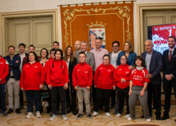 AVIVA muestra los derechos y necesidades de las personas con discapacidad con la Carrera de los Mil Pasos