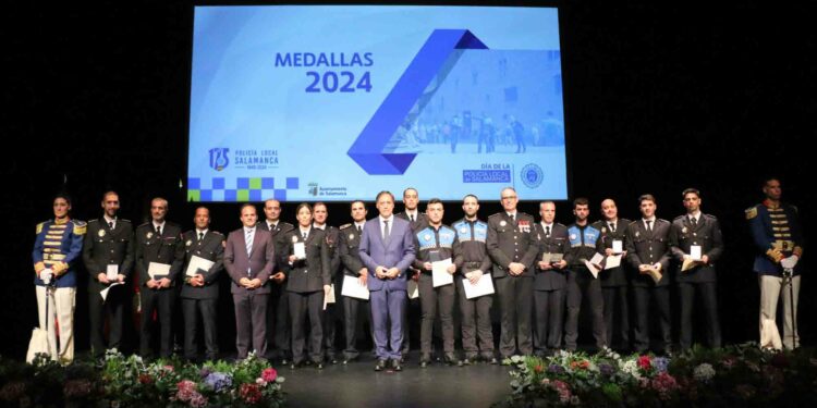 Homenaje y reconocimiento a la Policía Local en el 175 aniversario de su creación