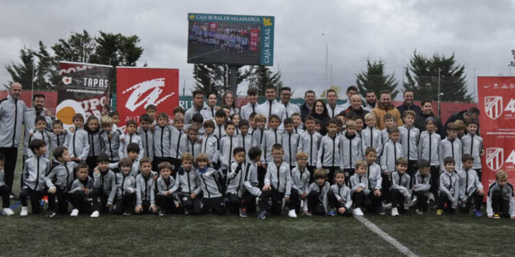 La Unión Deportiva Santa Marta presenta a sus equipos de cantera