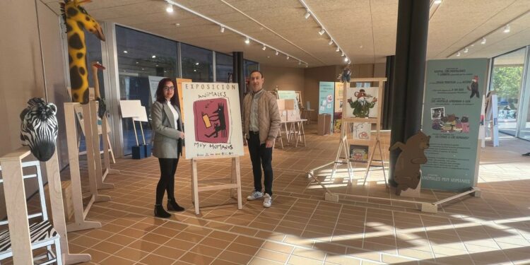 La muestra ‘Animales muy humanos’ inaugura la Semana de la Biblioteca en Carbajosa