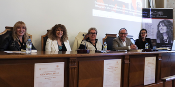 Gioconda Belli, protagonista de la jornada de estudios celebrada en la Facultad de Filología