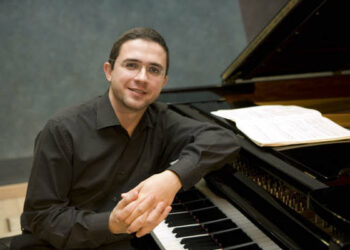 El pianista y profesor Pablo López inaugura el curso del Conservatorio Profesional de Música de Salamanca