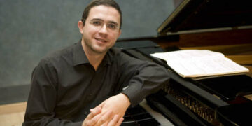 El pianista y profesor Pablo López inaugura el curso del Conservatorio Profesional de Música de Salamanca